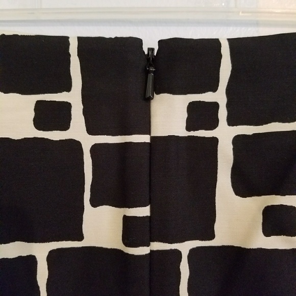 Banana Republic Geometric Skirt - Picture 6 of 6